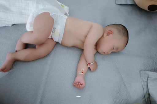 贵港宝宝发烧可以喝牛奶吗